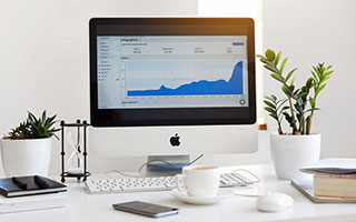 【转会快讯】切尔西加入基斯-史密斯争夺战！意甲双雄同时盯上曼联天才梅努